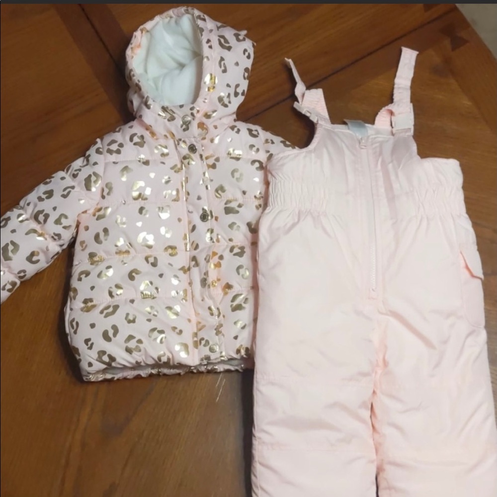 Carters Snow set